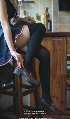 丝袜美腿呻吟高跟高潮app_超清影视在线观看