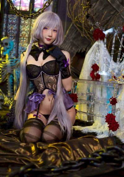 最喜欢的花_JVID性感写真