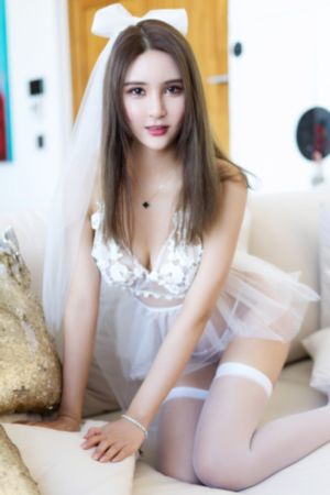 《开心鬼》_BD英语在线视频播放
