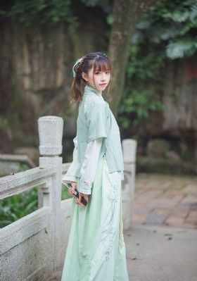 三姝艳史_BD韩语免费在线播放