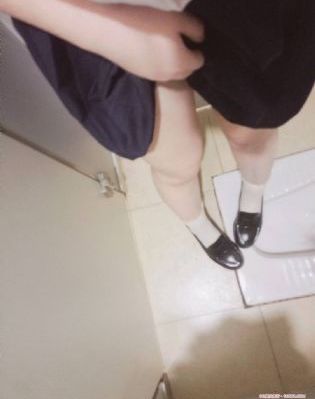 欧美屁股_4K在线观看高清