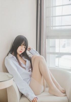 dita香槟杯舞蹈完整版_BD影视在线观看