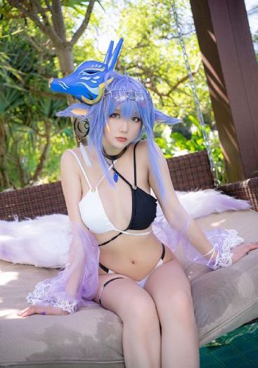小莹客厅激情35集_蓝光在线视频播放